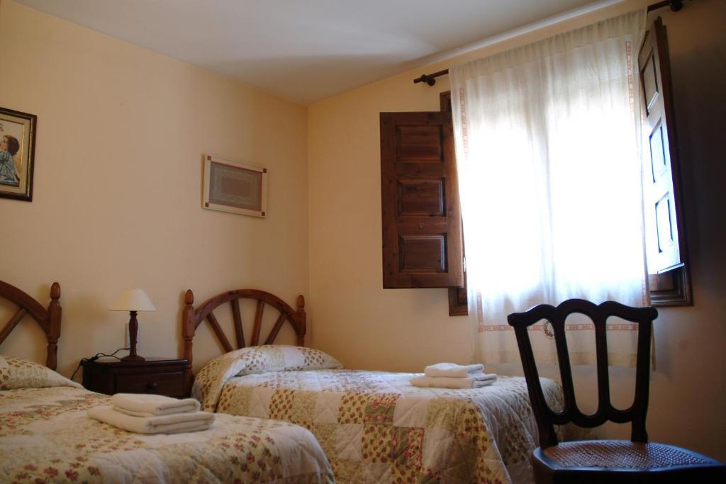 Casa Labata Hotel Adahuesca Szoba fotó